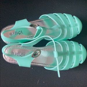 Platform jelly sandals